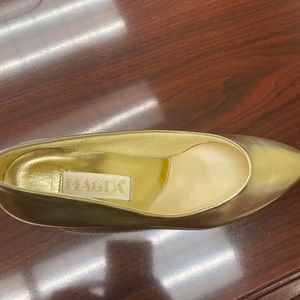 Gold Magda heels